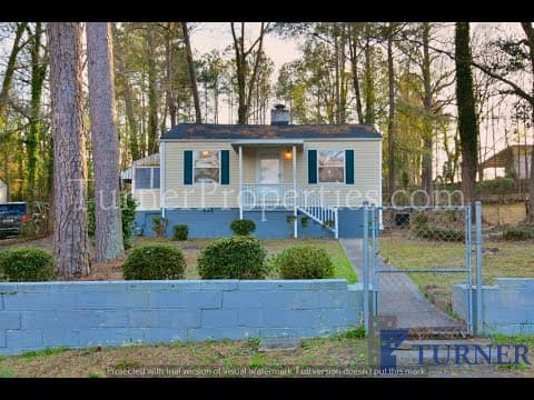 Columbia House: 1545 Lilly Avenue