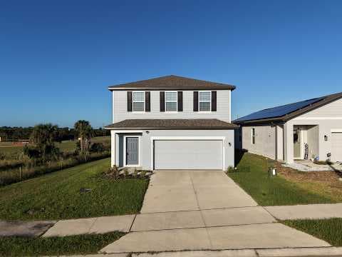 Lake Hamilton House: 2504 Peony Pl