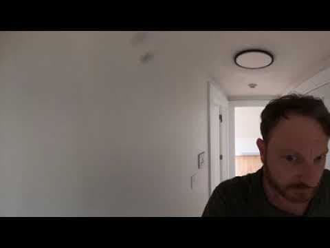 Lynn Apartment: 8 Joyce St