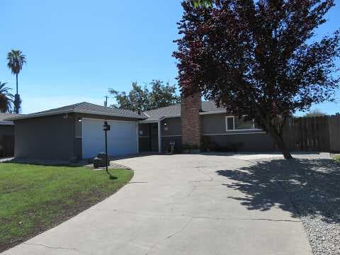 Tracy House: 204 Pereira Avenue
