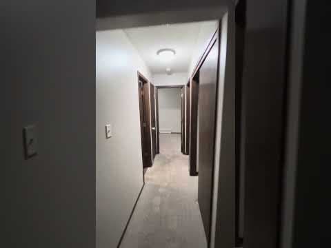 Newton Condo: 719 1st Ave W