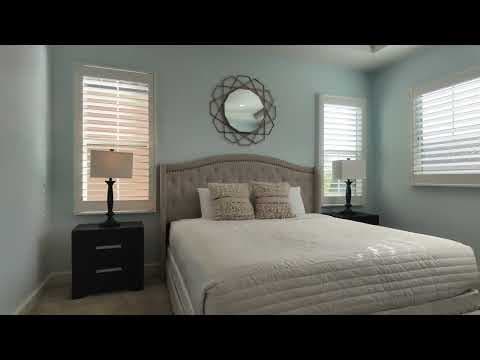 Irvine House: 113 Baja