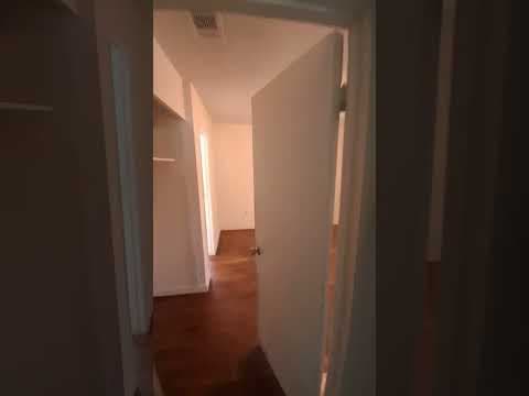 Jackson House: 3058 Woodside Drive