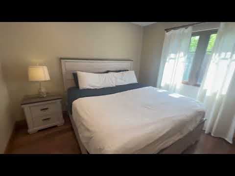Palo Alto House: 820 Colorado Ave