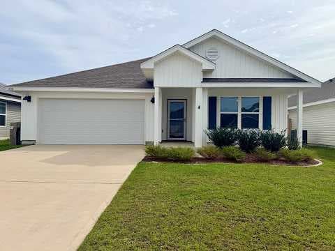 Pace House: 4410 Redbay Ct