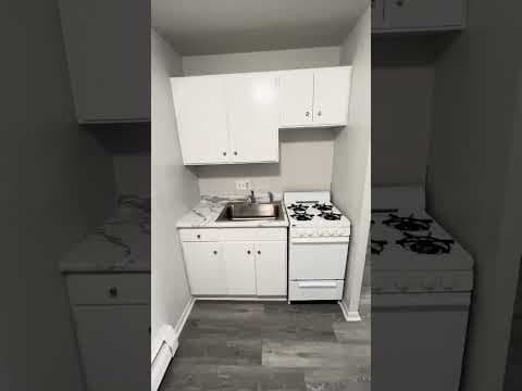 Newton Condo: 126 E 5th St S