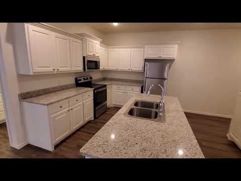 Lubbock Townhome: 6916 20th St.