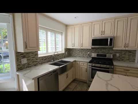Sherman Oaks House: 15483 Dickens St.