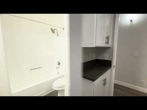 Los Angeles Condo: 7057 Lanewood Ave