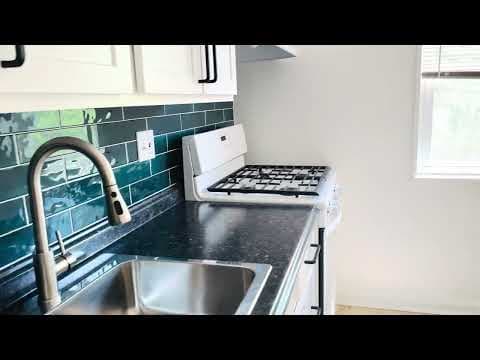 Brentwood Condo: 4013 38th St