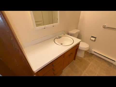 Lakewood Condo: 10506 Bridgeport Way SW