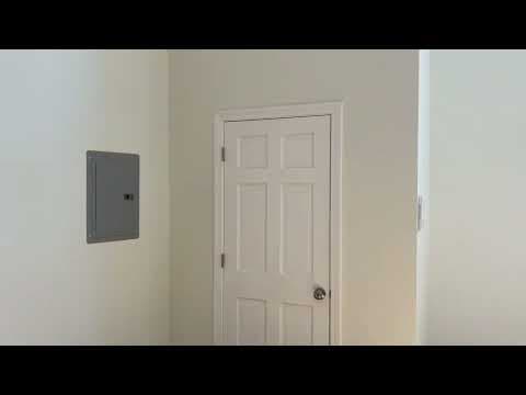 Fitchburg House: 2 Blossom St