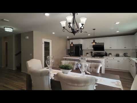 Moreno Valley House: 10311 Penguin Ct