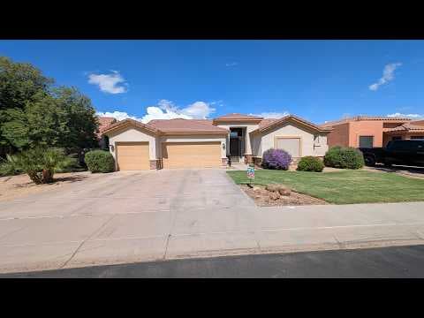 Goodyear House: 13354 W Palm Ln