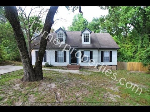 West Columbia House: 403 Charwood Ln