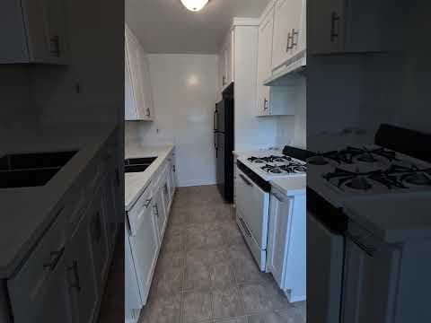 Long Beach Condo: 911 E. 5th