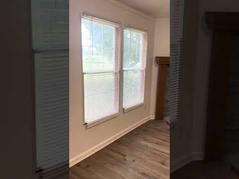 Cave Springs House: 910 Sands Rd