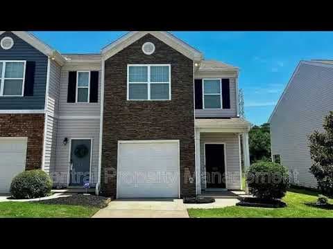 Greer House: 43 Moorlyn Lane