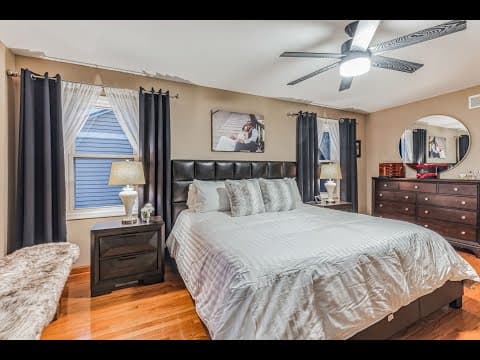 Bloomingdale House: 324 Chesapeake Ln
