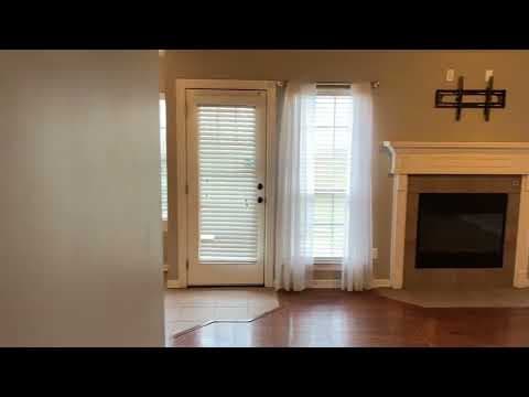 Springdale House: 683 Golden Meadow Ave