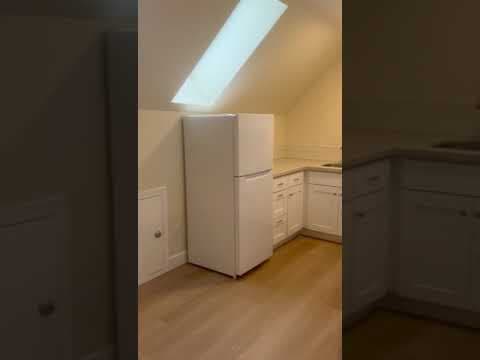 Portland Condo: 2625 NE Clackamas Street