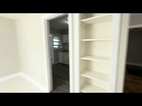 Midfield House: 212 7th Street