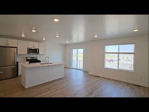 Saratoga Springs Townhome: 866 E Sand Dollar Wy