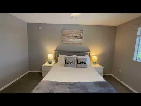 Renton House: 1928 Beacon Way SE