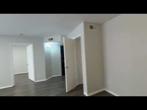 Los Angeles Condo: 314 South Manhattan Place