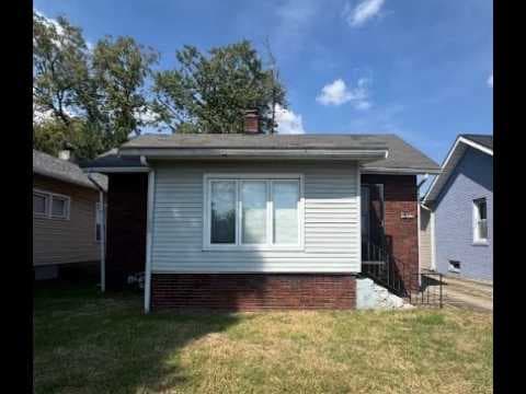 Evansville House: 1570 E. Morgan Ave.