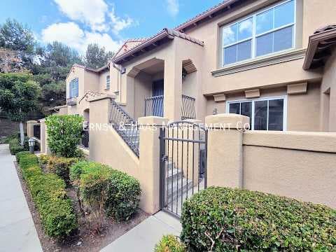 Irvine Condo: 76 New Season
