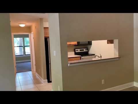 Sarasota Condo: 4033 Crockers Lake Blvd