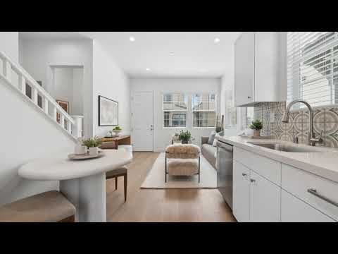 Costa Mesa Condo: 374 Hamilton St