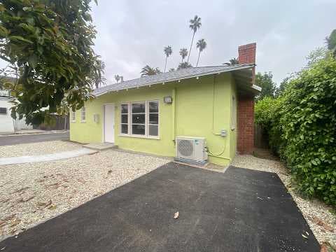 Pasadena House: 607-611 N. El Molino Ave.