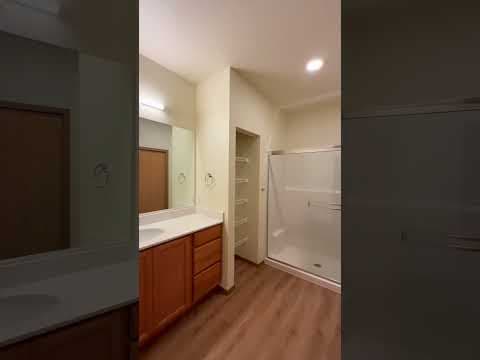 Spokane House: 1123 E Hastings