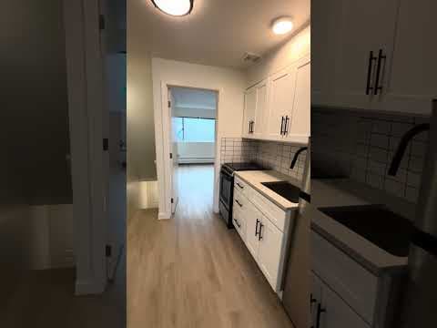 Seattle Condo: 435 Bellevue Ave E