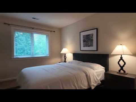 Portland House: 9831 NW Bartholomew Dr