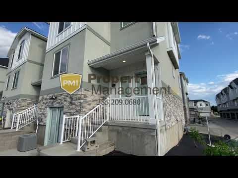 Provo Townhome: 1023 E 1020 S