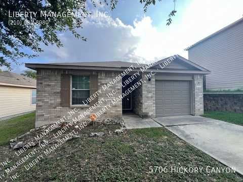 San Antonio House: 5706 Hickory Canyon