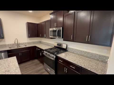 Merced House: 662 Pegasus Drive