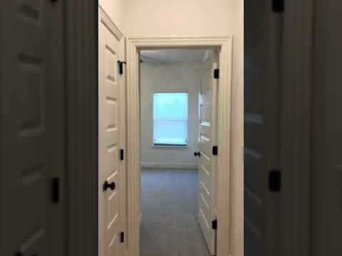 Pea Ridge House: 1208 Peel Lane