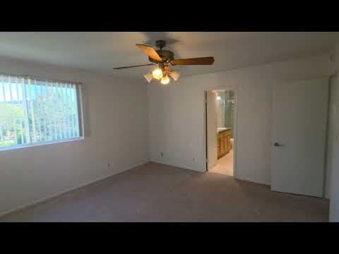 Thousand Oaks House: 832 Masterson Dr