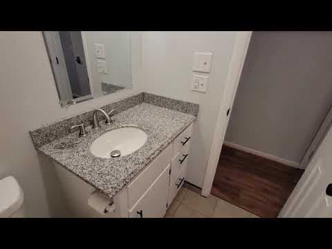 Pella Condo: 1010 Washington Street - 205