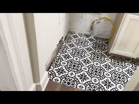 York Condo: 410-412 S George St -
