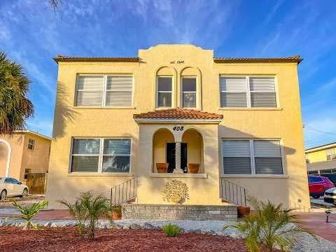 Venice Condo: 408 Armada Rd S