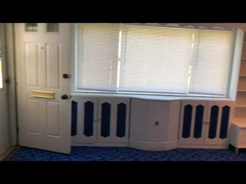 Lansing House: 400 E Everettdale Ave