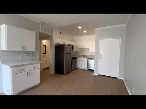 Sherman Oaks Condo: 14900 Moorpark Street