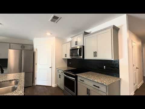 Lugoff House: 173 Rippling Way