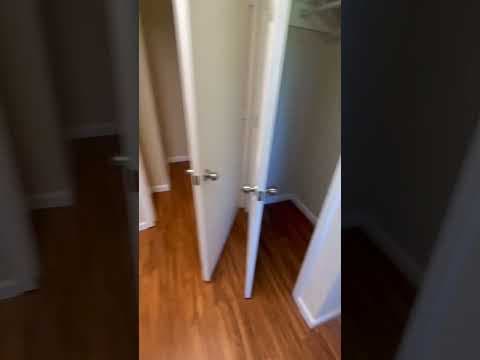 Oakland House: 524 41st St
