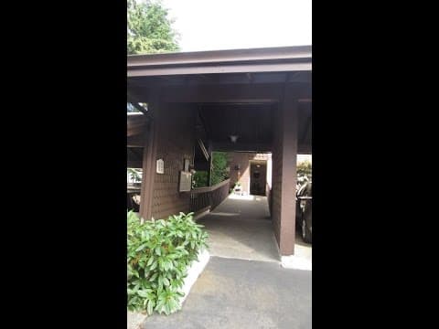 Shoreline Condo: 18210 15th Ave NE